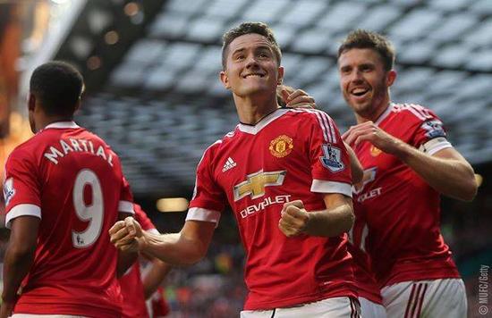 球队的赞助 球队的赞助